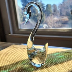 Elegant Glass Swan Figurine Home Decor